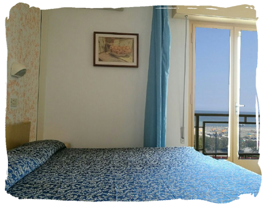 Hotel Riccione Italie 2 etoile sur la mer